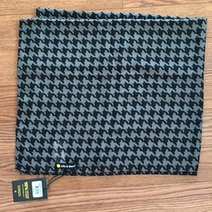 Life Is Good NWT Lightweight Scarf